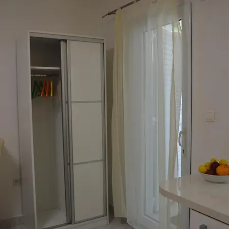 Kiki's Haven By Kristonia * Hvar Town