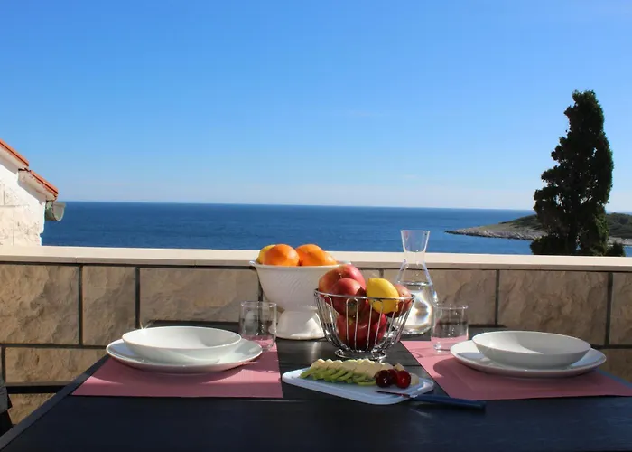 Kiki's Haven By Kristonia Apartamento Hvar Town