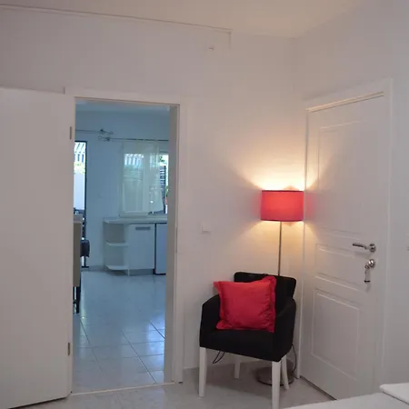 Kiki's Haven By Kristonia * Хвар