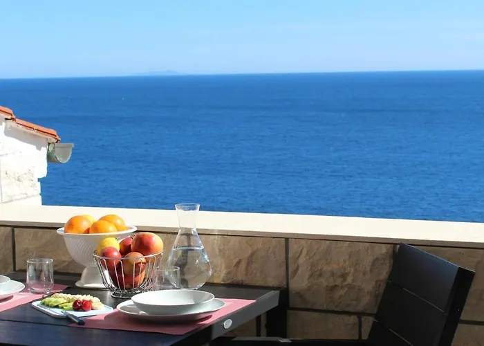 Kiki's Haven By Kristonia Hvar Town